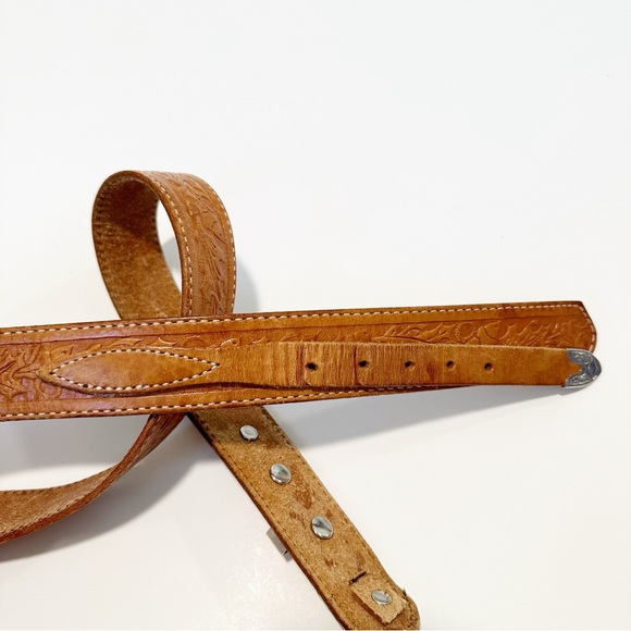 Tooled Leather Western Southwestern Buckle Waist Belt - Picture 6 of 8